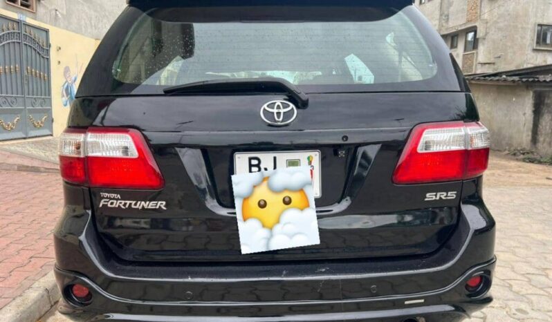 
								Certified Used 2012 Toyota Fortuner GR-S full									