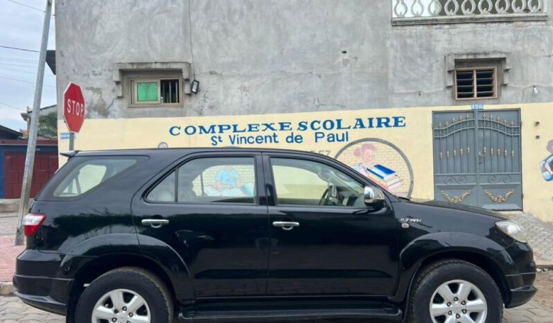 
								Certified Used 2012 Toyota Fortuner GR-S full									