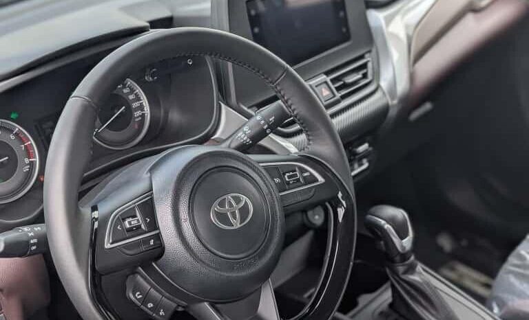 Certified Used 2025 Toyota Starlet Cross full