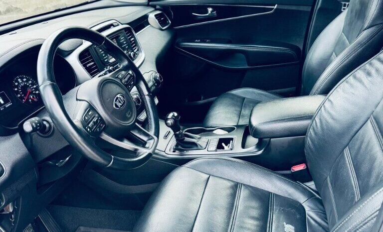 
								Certified Used 2017 Kia Sorento full									