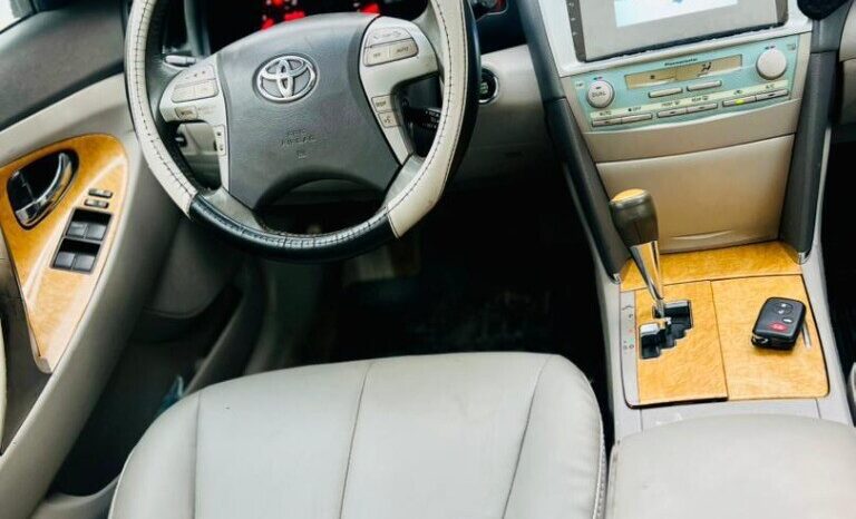 
								Certified Used 2008 Toyota XLE full									