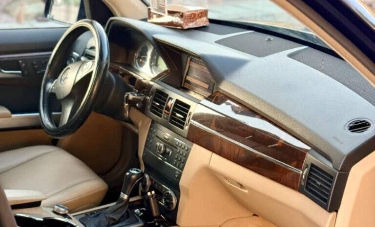 
								Certified Used 2011 Mercedes GLK 350 full									