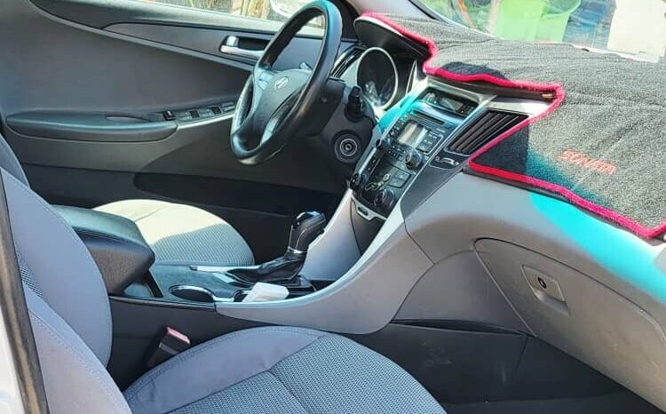 
								Certified Used 2012 Hyundai Sonata full									