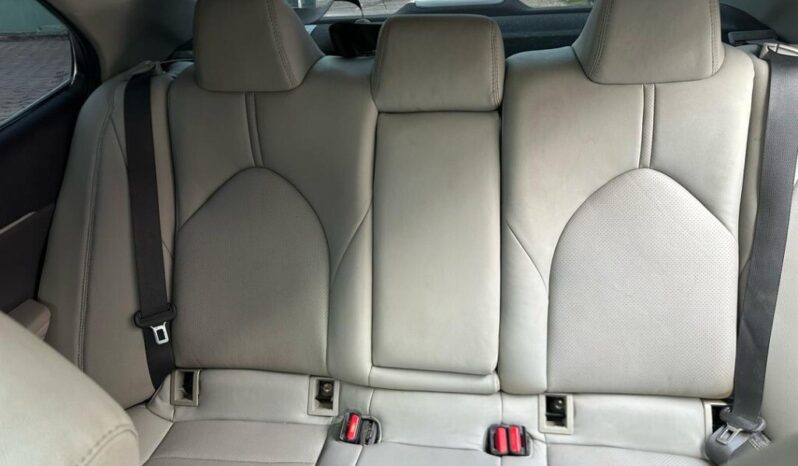 
								Certified Used 2019 Toyota Camry Se full									