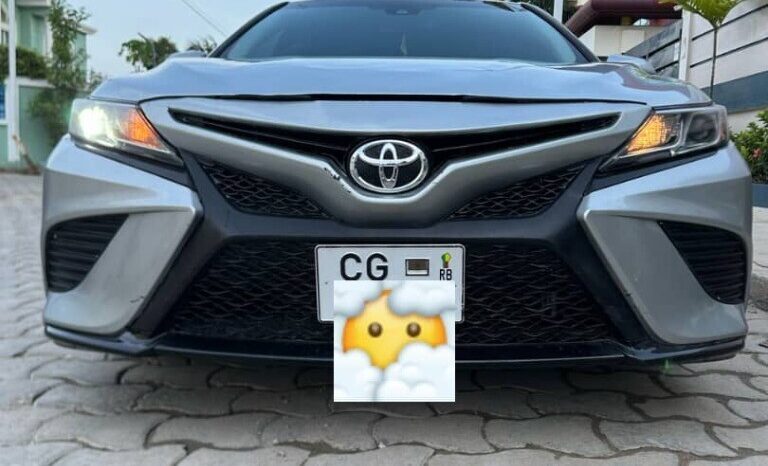 
								Certified Used 2019 Toyota Camry Se full									