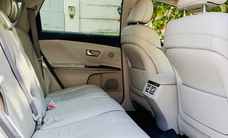 
								Certified Used 2011 Toyota Venza full									