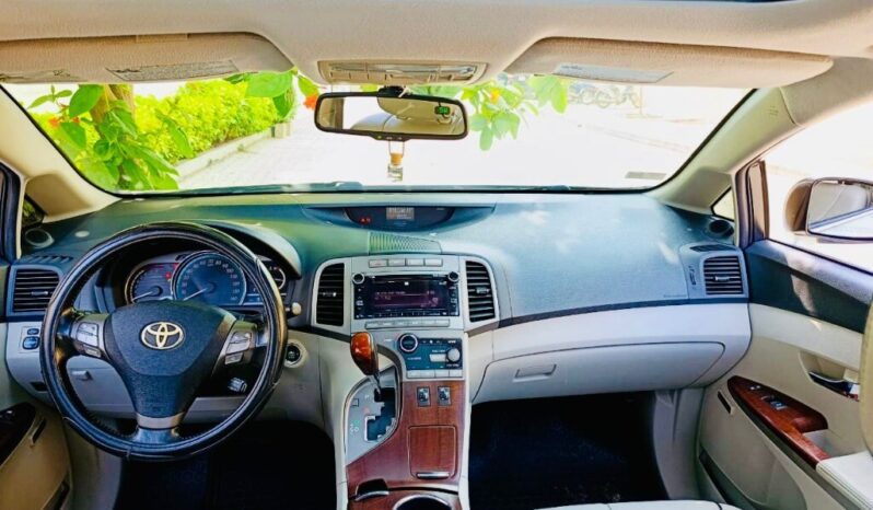 
								Certified Used 2011 Toyota Venza full									