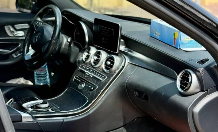 
								Certified Used 2016 Mercedes C300 full									