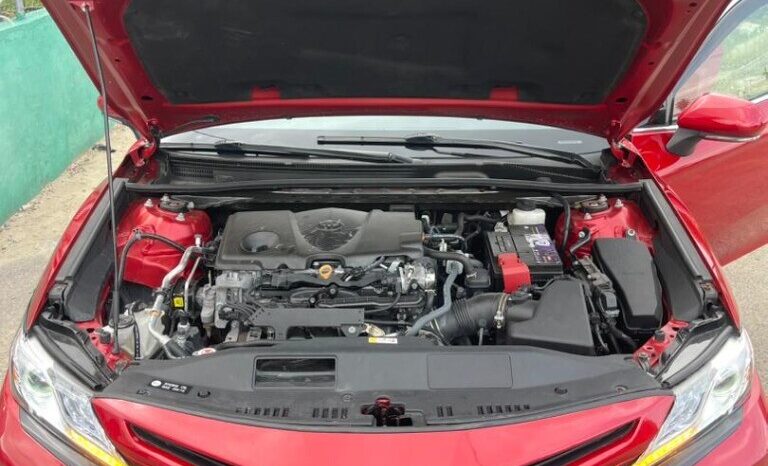 
								New 2022 Toyota Camry XSE full									