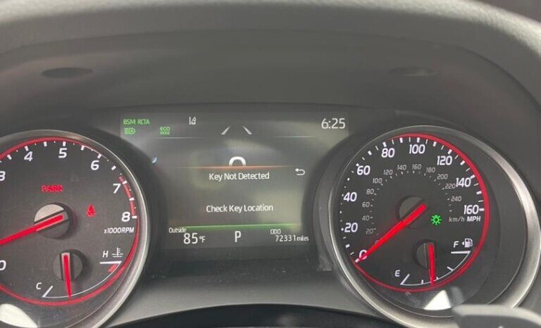 
								New 2022 Toyota Camry XSE full									