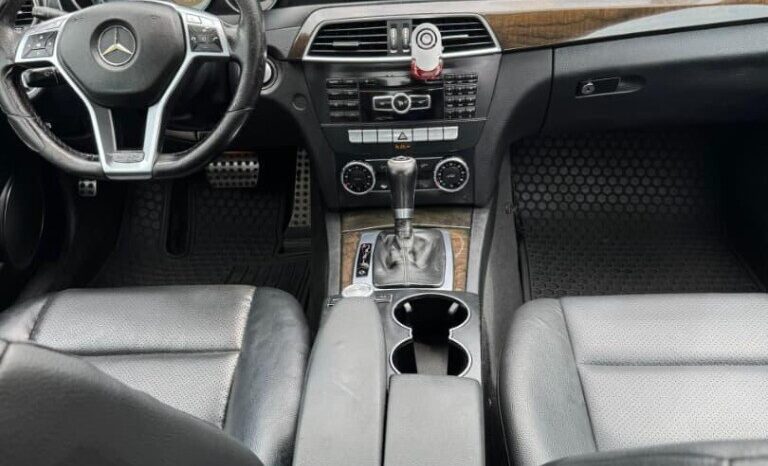 
								Certified Used 2013 Mercedes C350 4MATIC full									