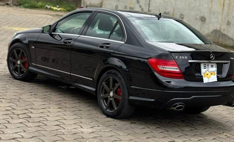
								Certified Used 2013 Mercedes C350 4MATIC full									
