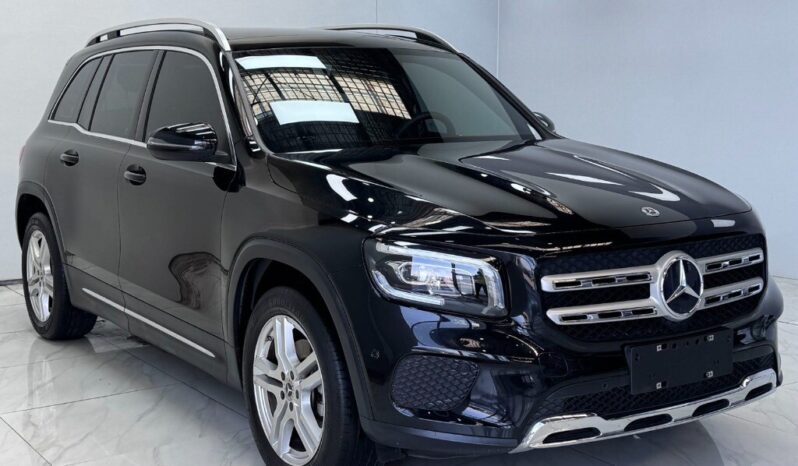 
								New 2021 Mercedes GLB-Class full									