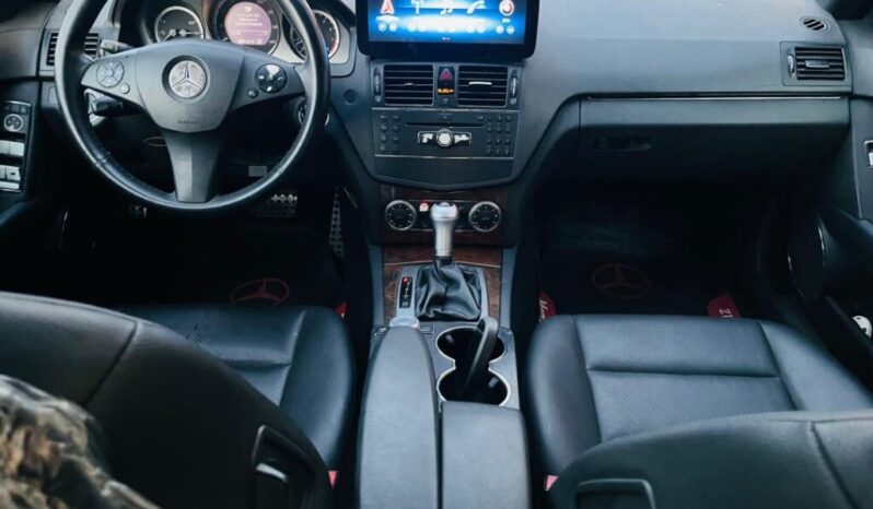 
								Certified Used 2010 Mercedes C300 4MATIC full									