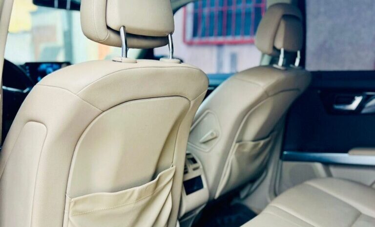 
								Certified Used 2011 Mercedes GLK 350 full									