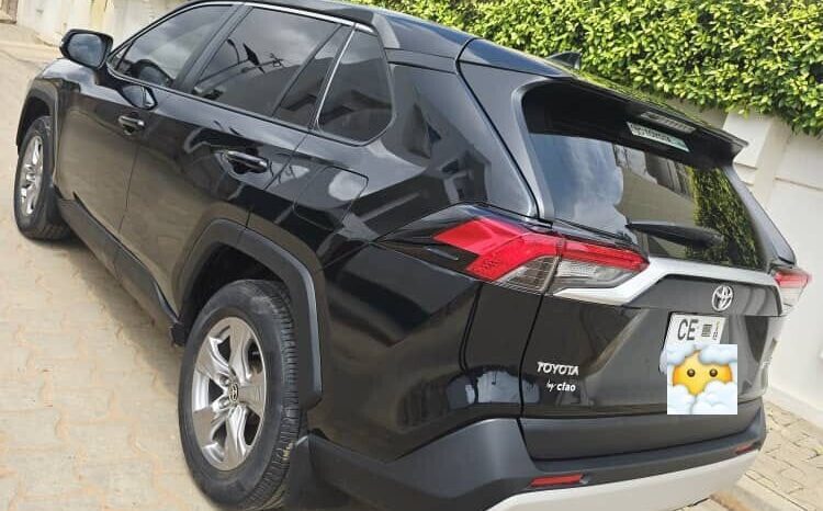 
								Certified Used 2024 Toyota RAV4 full									