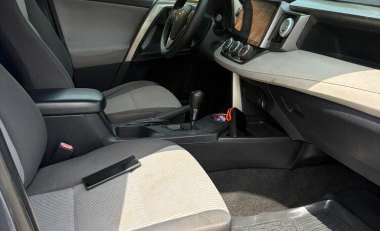 
								Certified Used 2015 Toyota RAV4 Le full									