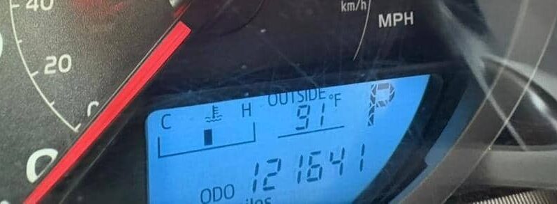 
								Certified Used 2015 Toyota RAV4 Le full									