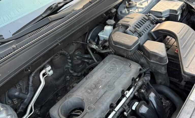 
								Certified Used 2011 Hyundai Santa Fe in Benin full									