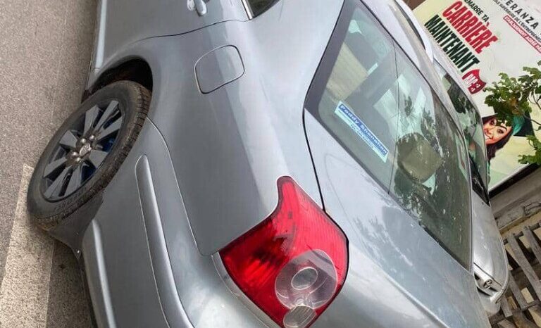 
								Certified Used 2005 Toyota Avensis PAPA full									