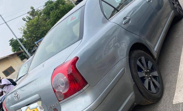 
								Certified Used 2005 Toyota Avensis PAPA full									