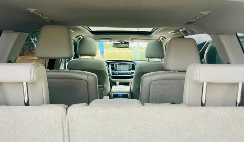 
								Certified Used 2016 Toyota Highlander Limited full									