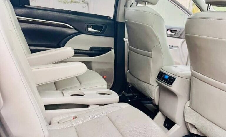 
								Certified Used 2016 Toyota Highlander Limited full									