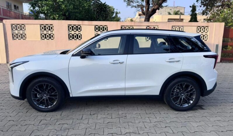 
								New 2024 Bestune T55 full									