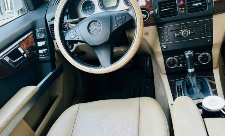 
								Certified Used 2011 Mercedes GLK 350 full									