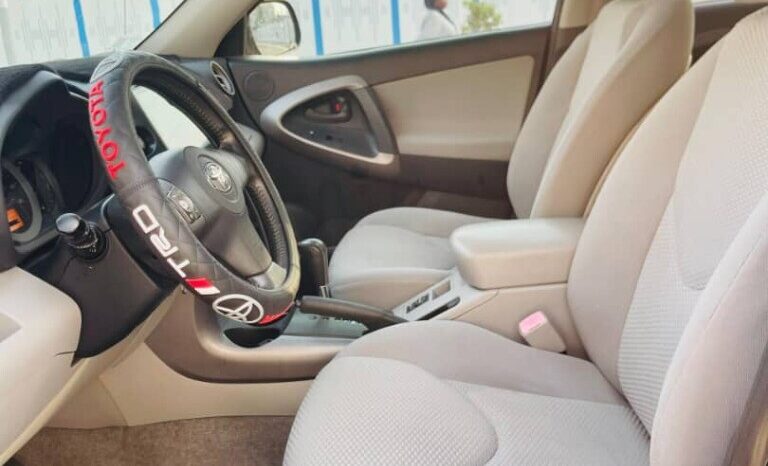 
								Certified Used Toyota RAV4 Limited full									