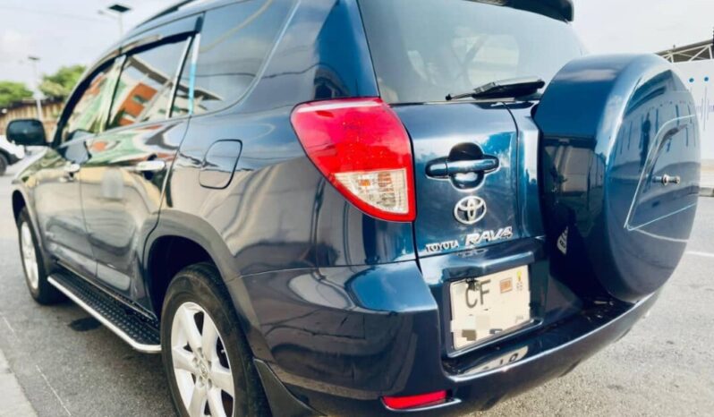 
								Certified Used Toyota RAV4 Limited full									