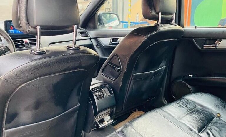 
								Certified Used 2009 Mercedes C300 full									