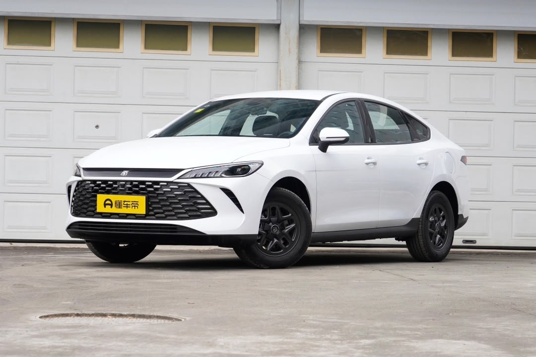 BYD Qin PLUS DM-i 2026